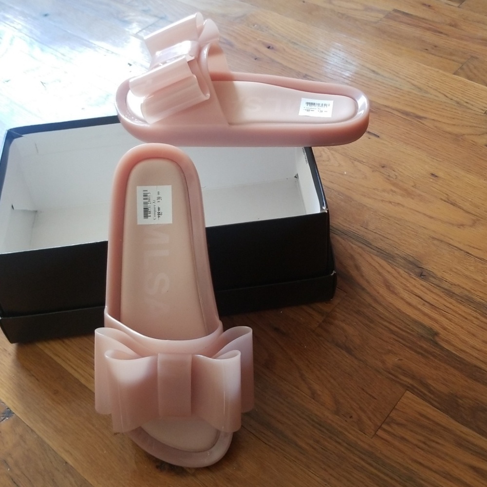 Brand new Melissa slides via BLOOMINGDALES